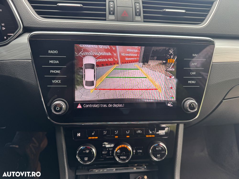 Skoda Superb 2.0 TDI DSG Premium Edition - 12