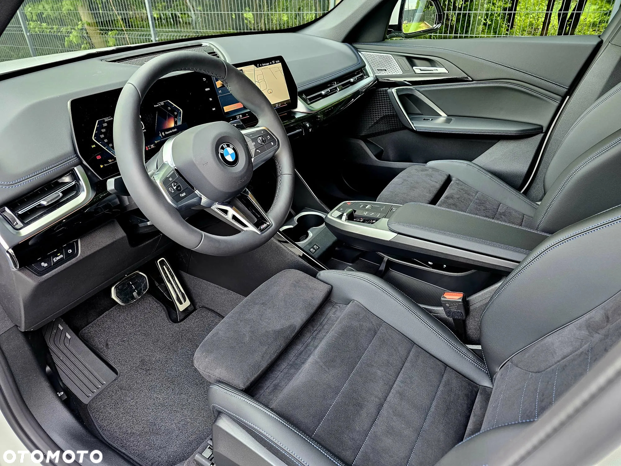 BMW X1 sDrive20i mHEV - 18