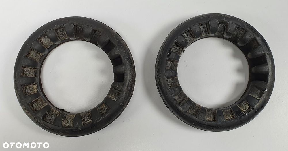 GUMA PODKŁADKA SPRĘŻYNY VOLVO C70 II 3M51-5599-BC - 4