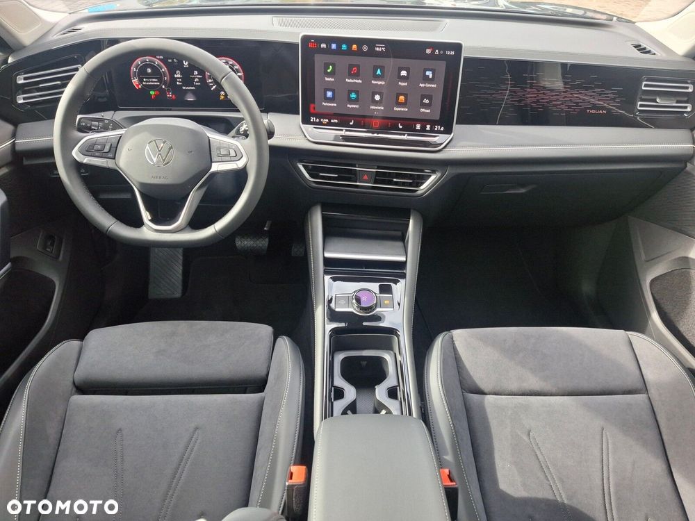 Volkswagen Tiguan - 25