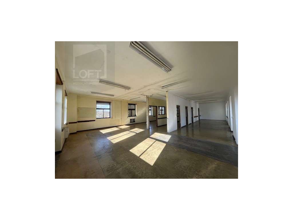 Espaço Multiusos no Centro Histórico - Grande imagem: 2/28