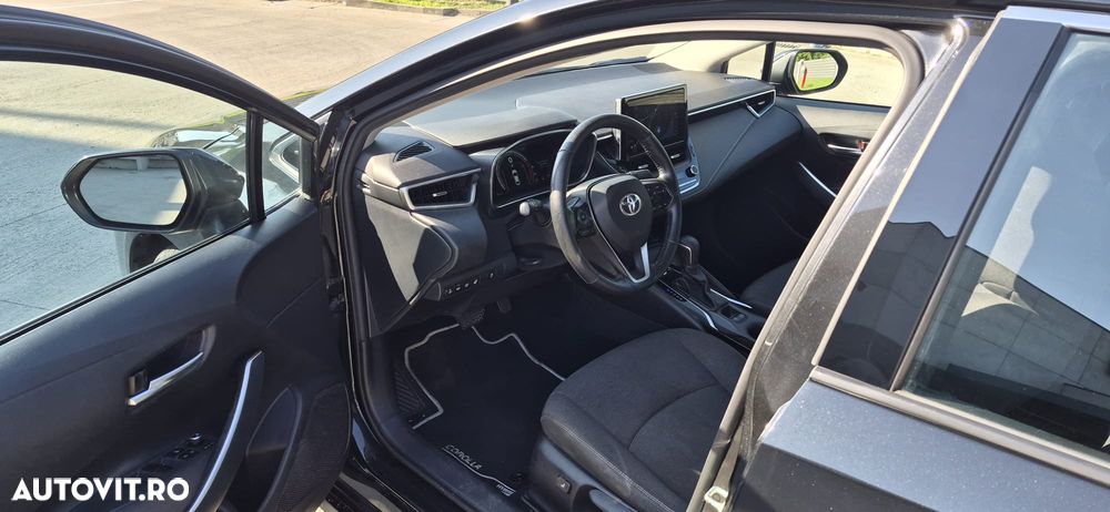 Toyota Corolla 1.8 HSD Business - 6
