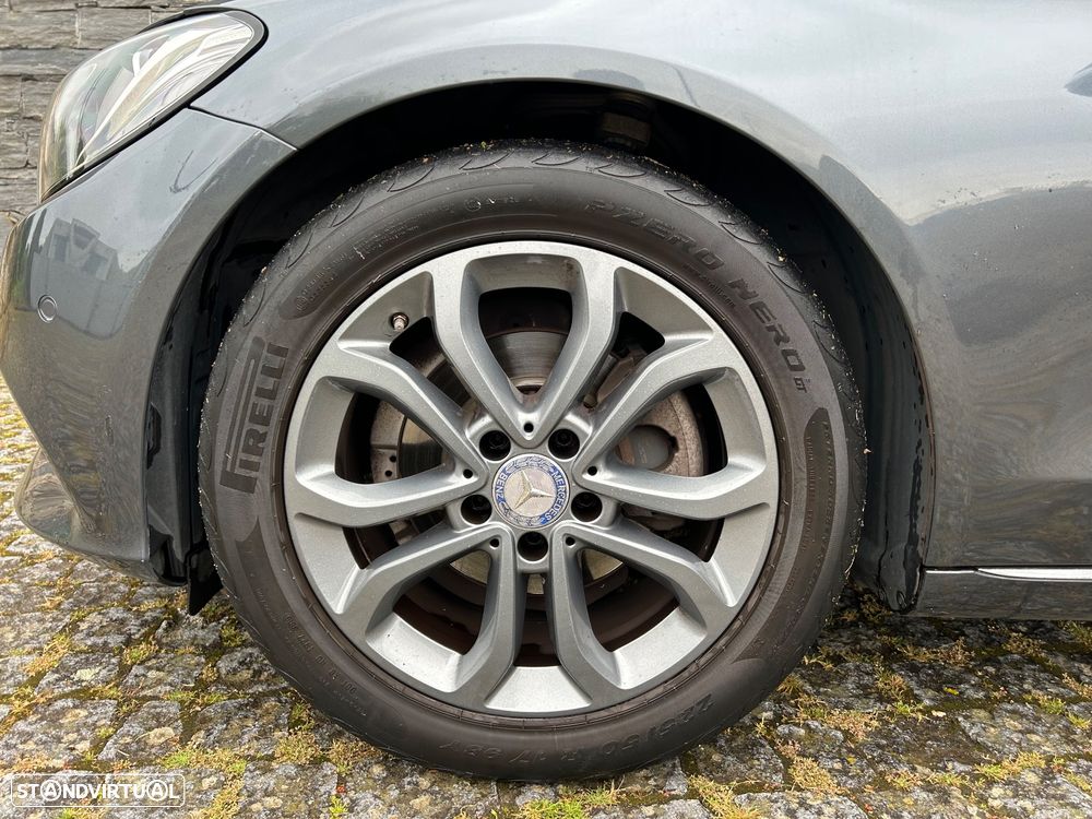 Mercedes-Benz C 200 - 23