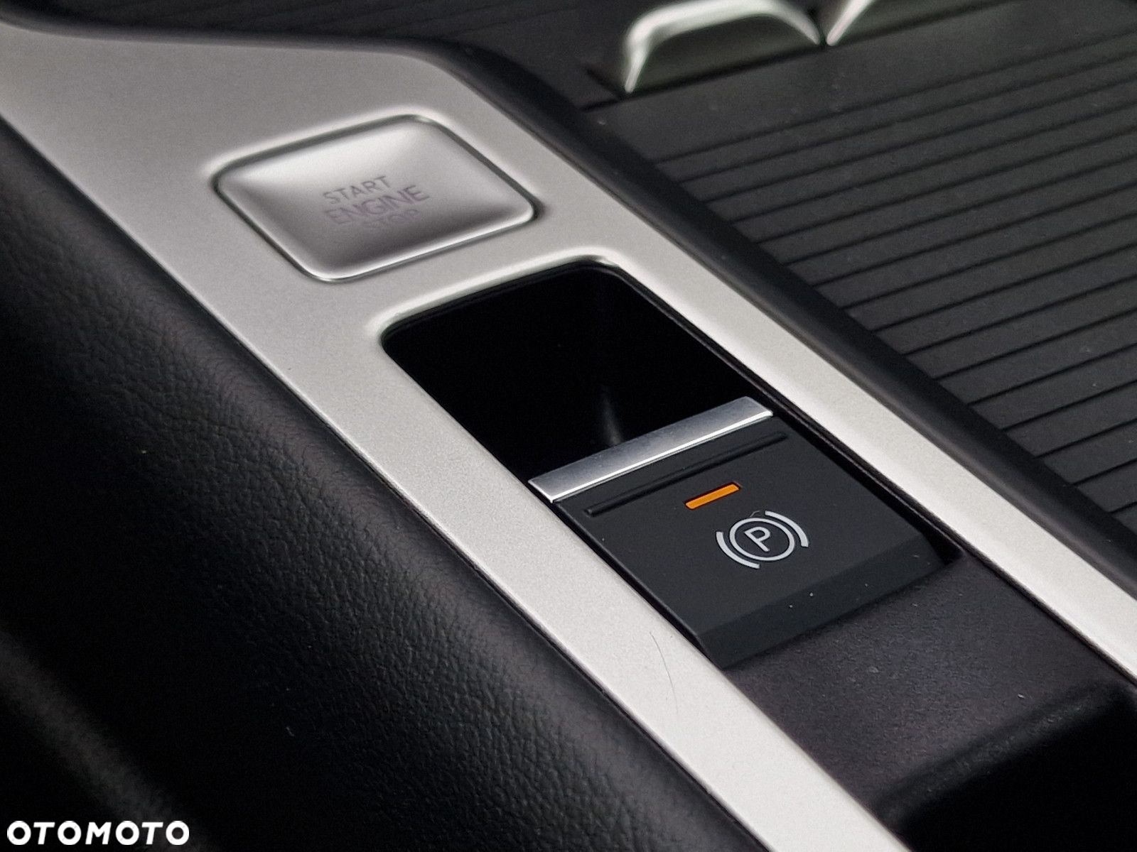 Volkswagen Passat 1.5 TSI eHybrid PHEV Business DSG - 24