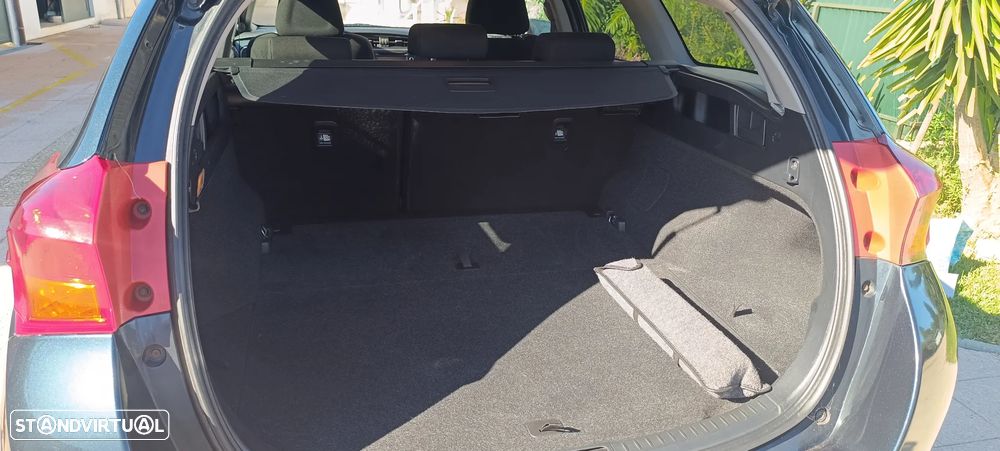 Toyota Auris Touring Sports 1.4 D-4D Comfort+Pack Sport - 10