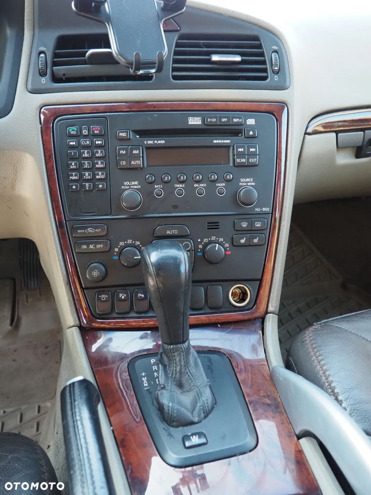 Volvo XC 70 - 8