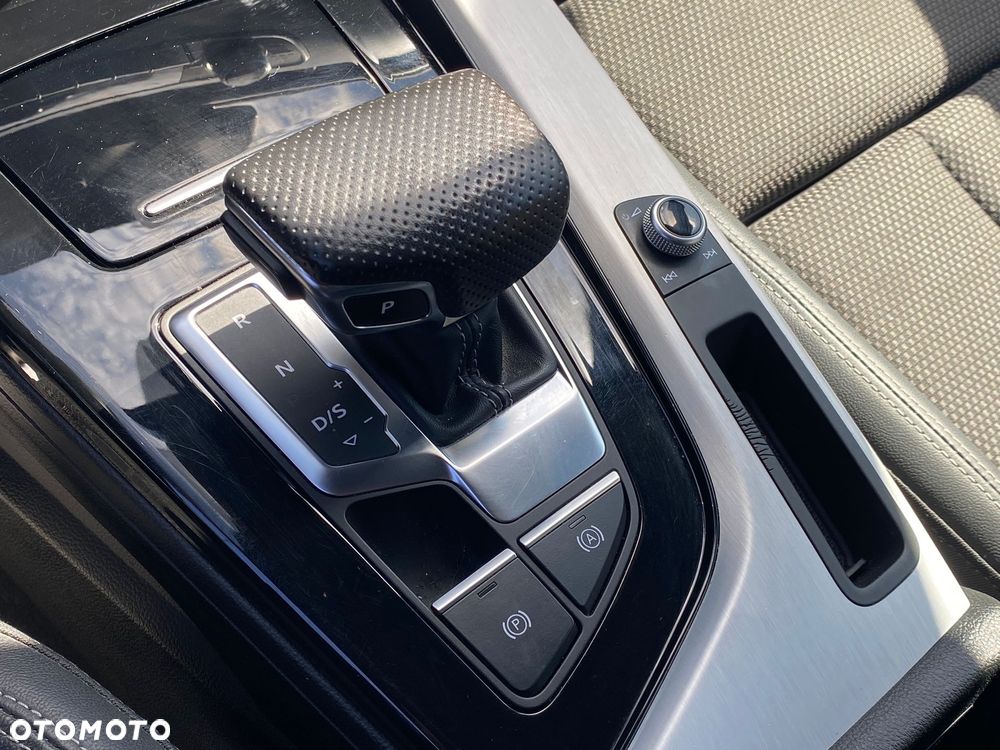 Audi A4 Limousine 35 TFSI mHEV S Line S tronic - 20