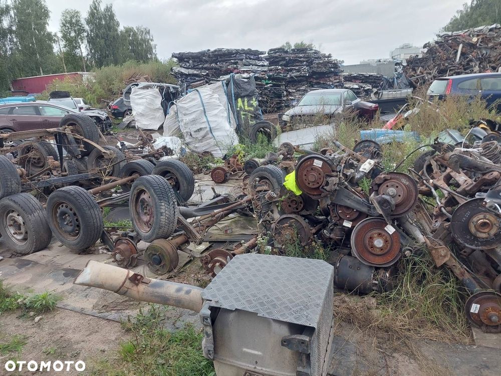KOMPLETNE ZAWIESZENIE BELKA SANKI TYŁ VOLKSWAGEN JETTA V ID: 212055 - 6