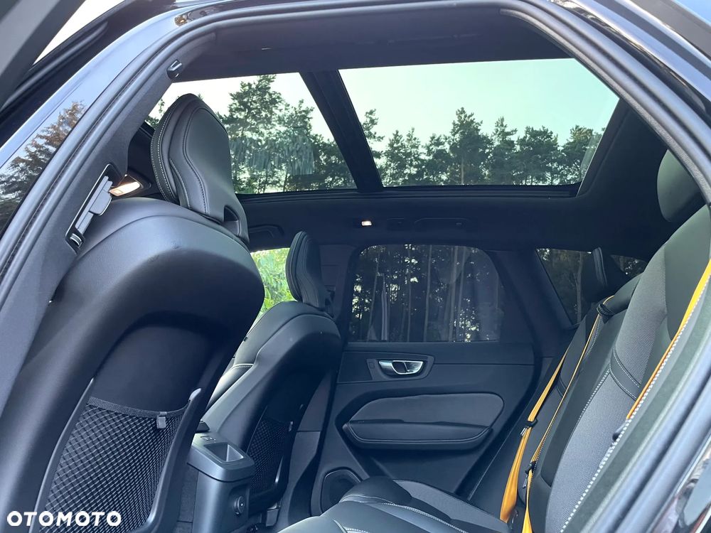 Volvo XC 60 T8 AWD Polestar Engineered - 22