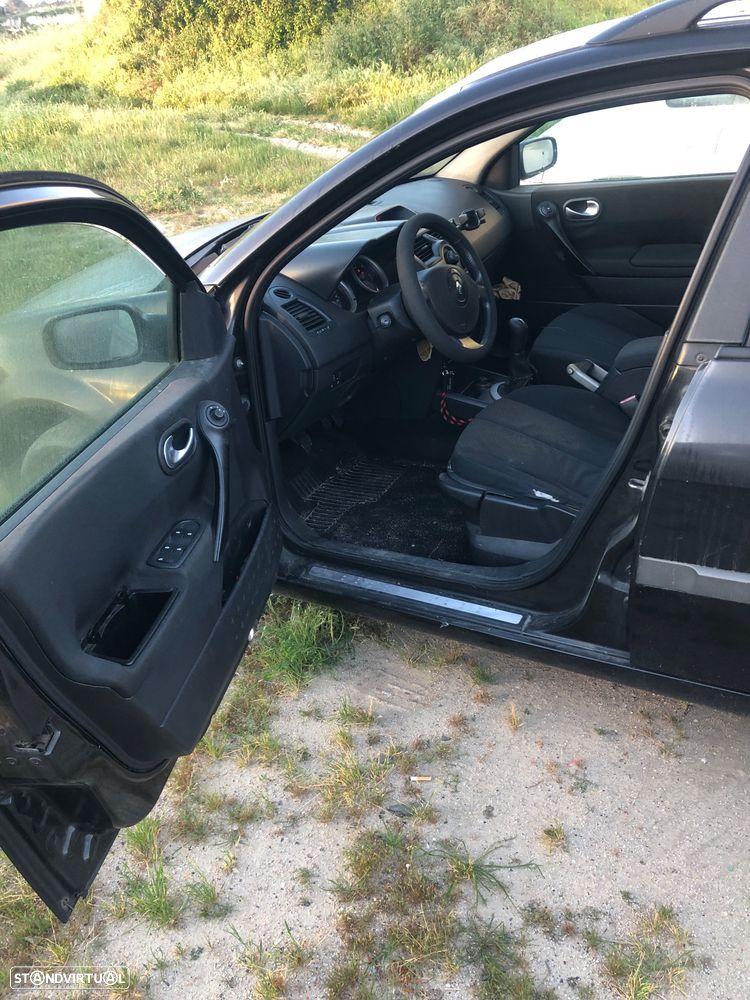 Renault Mégane Break ver-1-5-dci-c-authentique - 4