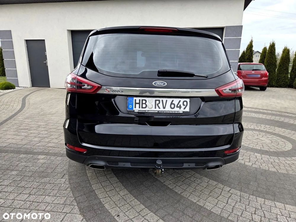Ford S-Max - 8