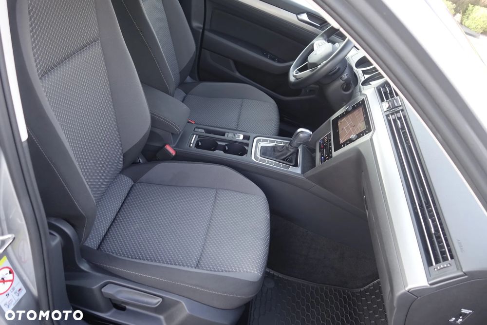 Volkswagen Passat 1.5 TSI EVO Business DSG - 8