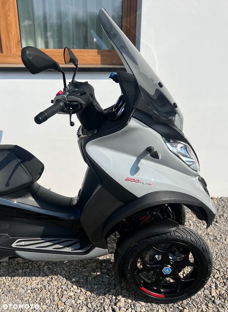 Piaggio MP-3 - 9