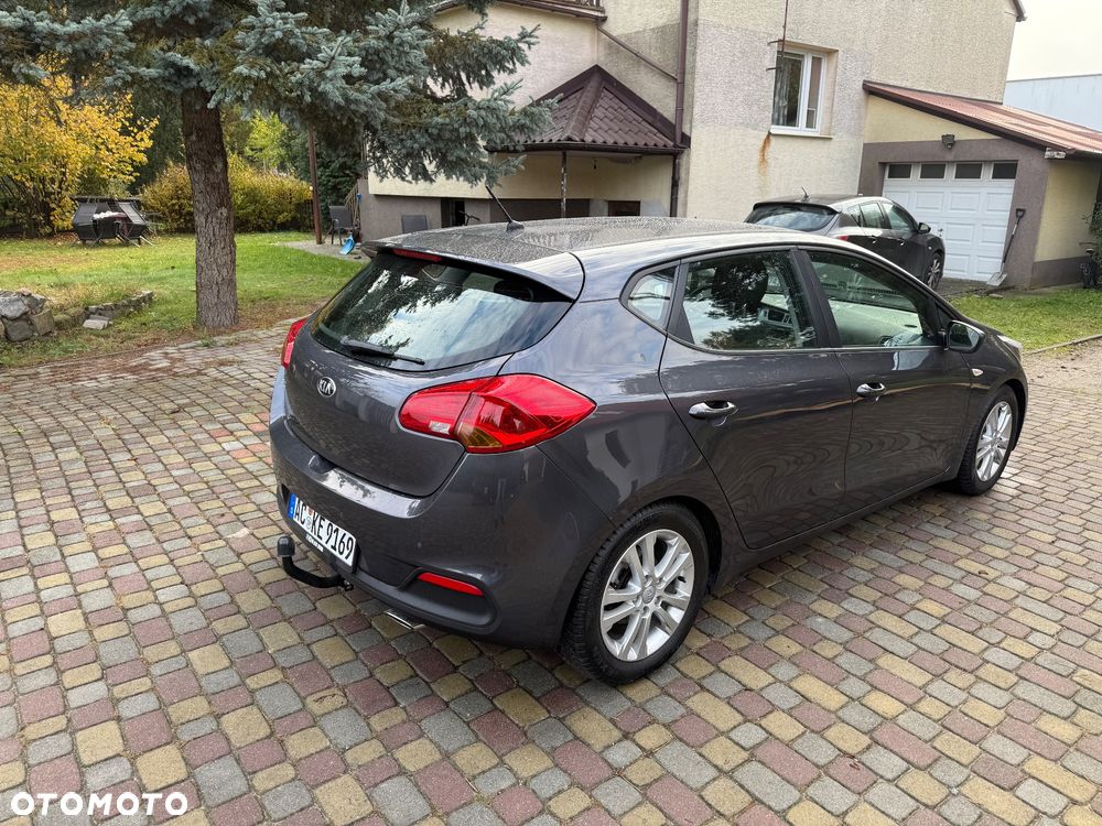 Kia Ceed 1.4 CVVT Spirit - 3