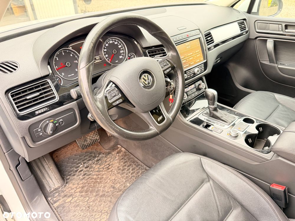 Volkswagen Touareg 3.0 V6 TDI Blue Motion DPF Automatik Exclusive - 16