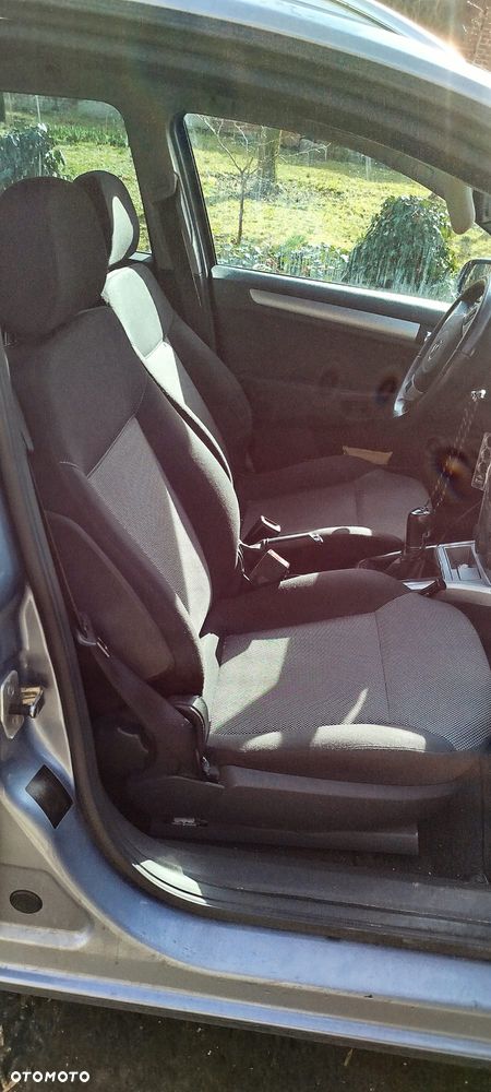 Opel Astra 1.6 Edition 111 Jahre - 18
