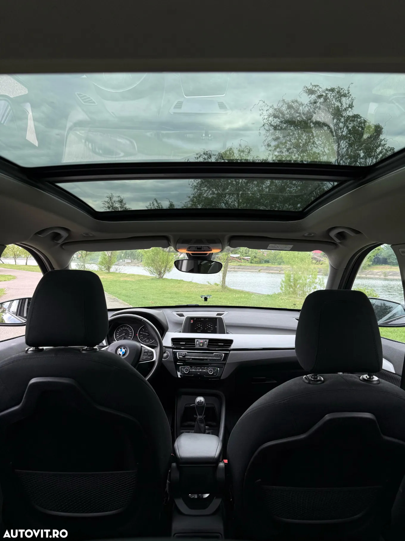 BMW X1 sDrive18i - 11
