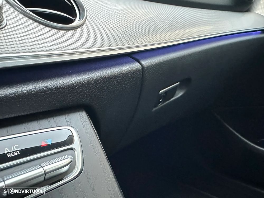 Mercedes-Benz E 220 d Avantgarde - 17