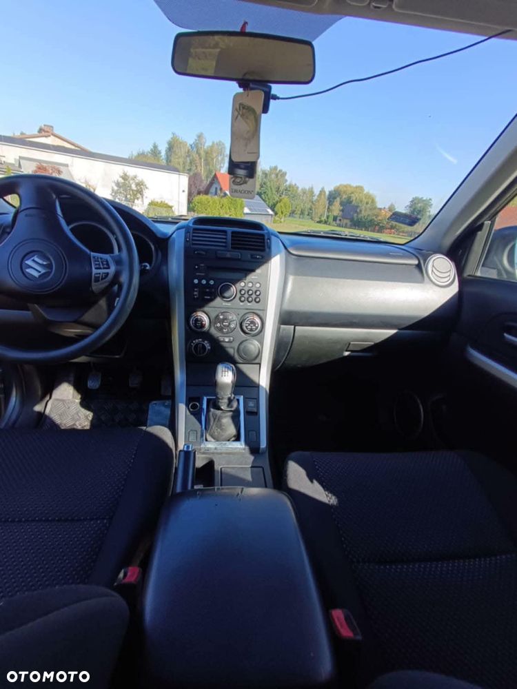 Suzuki Grand Vitara 1.9 DDiS - 8