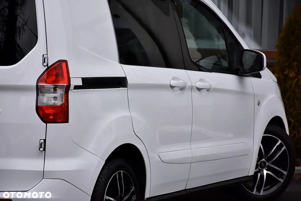 Ford TRANSIT COURIER - 10