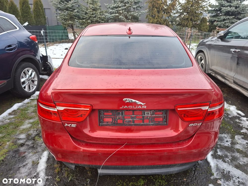 Jaguar XE 20d R-Sport - 3