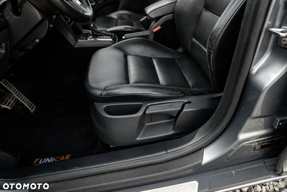 Skoda Octavia 2.0 TSI DSG RS - 20