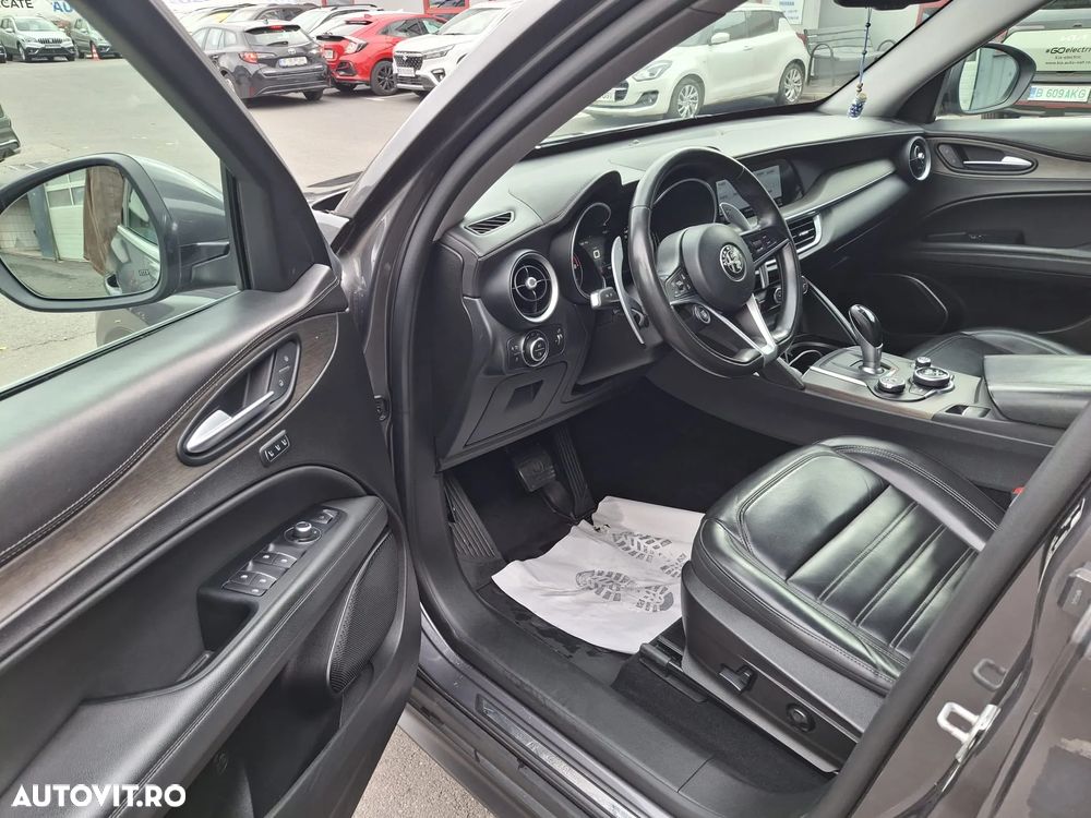 Alfa Romeo Stelvio 2.2 Diesel 16V AT8 Q4 Super - 10