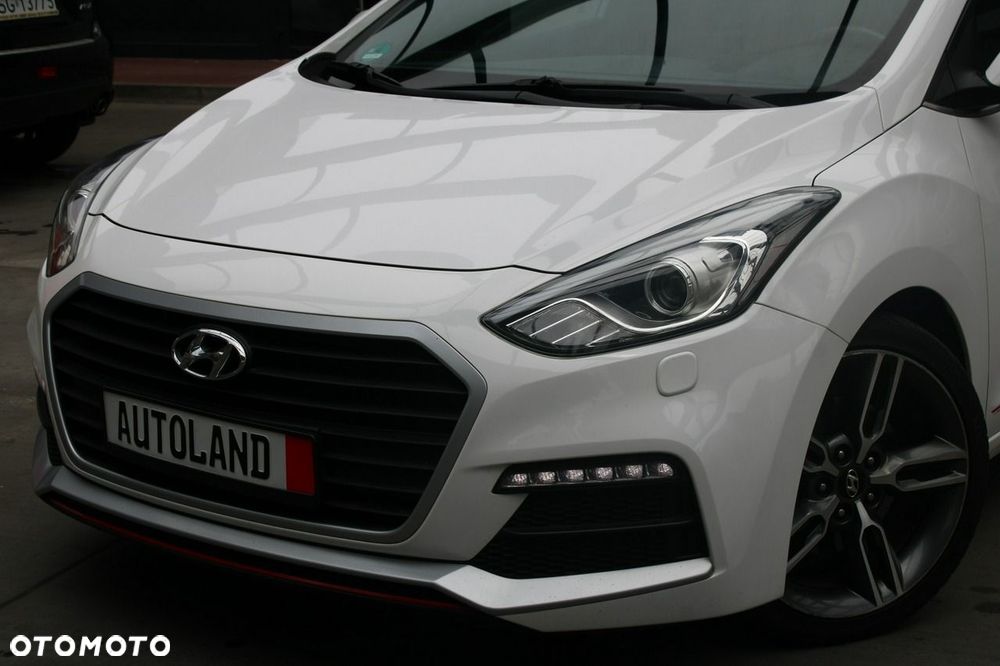 Hyundai i30 1.6 GDI Turbo Sport - 17