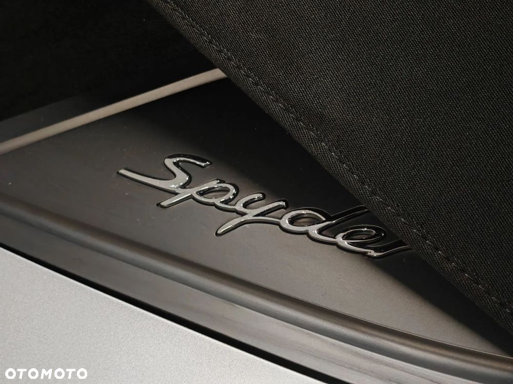 Porsche 718 Spyder Spyder - 16