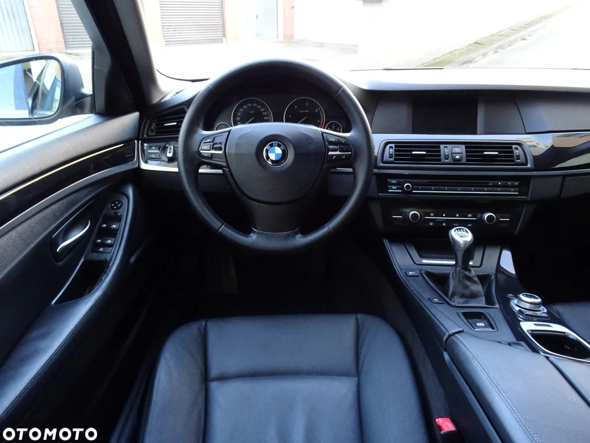BMW Seria 5 520d - 5