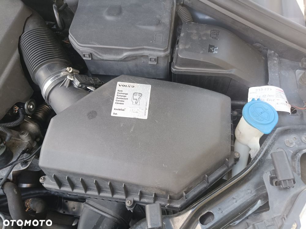Volvo XC 60 D4 Geartronic Momentum - 19