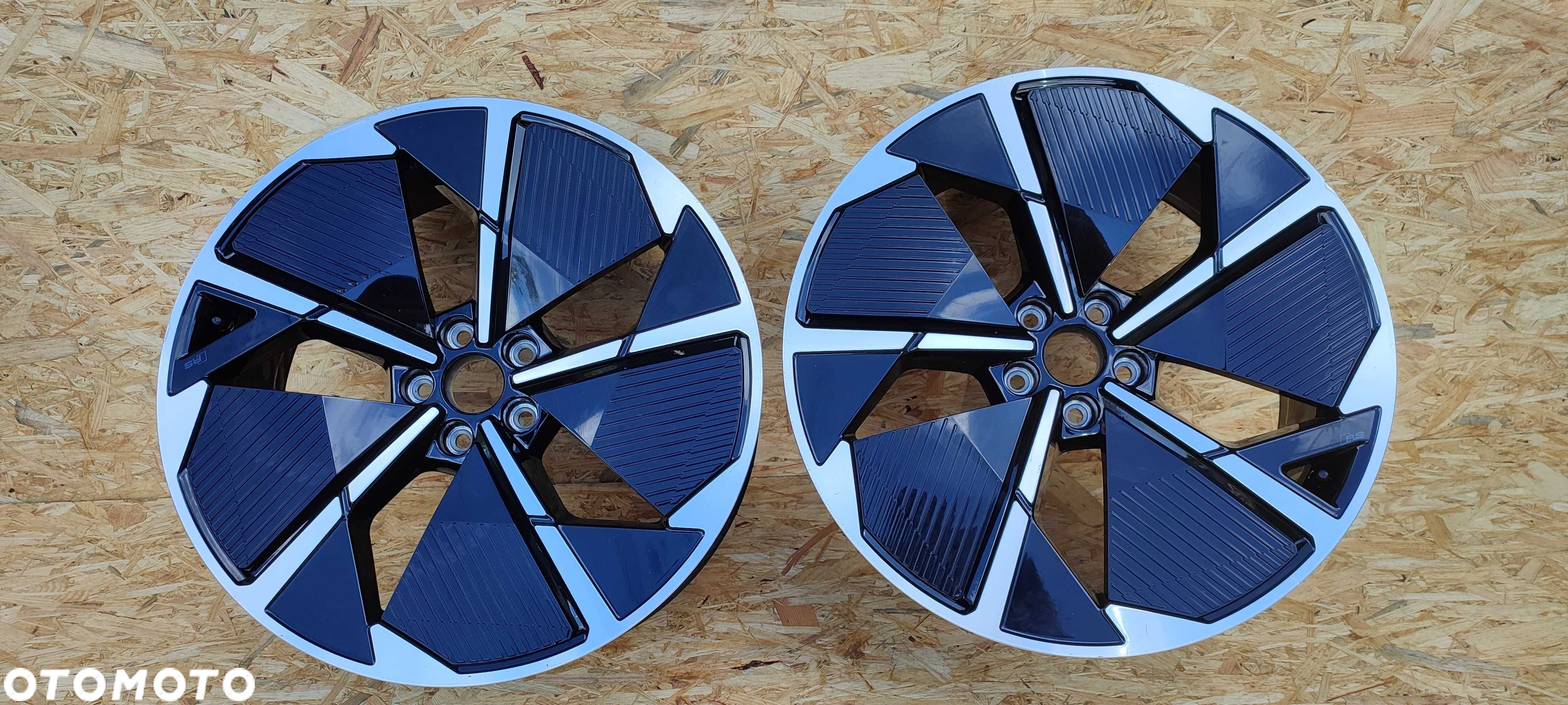 Felga aluminiowa AUDI RS Q4 e-tron ROTOR AREO 9.0" x 21" 5x112 ET 42 - 2