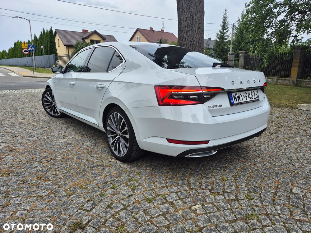 Skoda Superb 2.0 TDI SCR 4x4 L&K DSG - 17