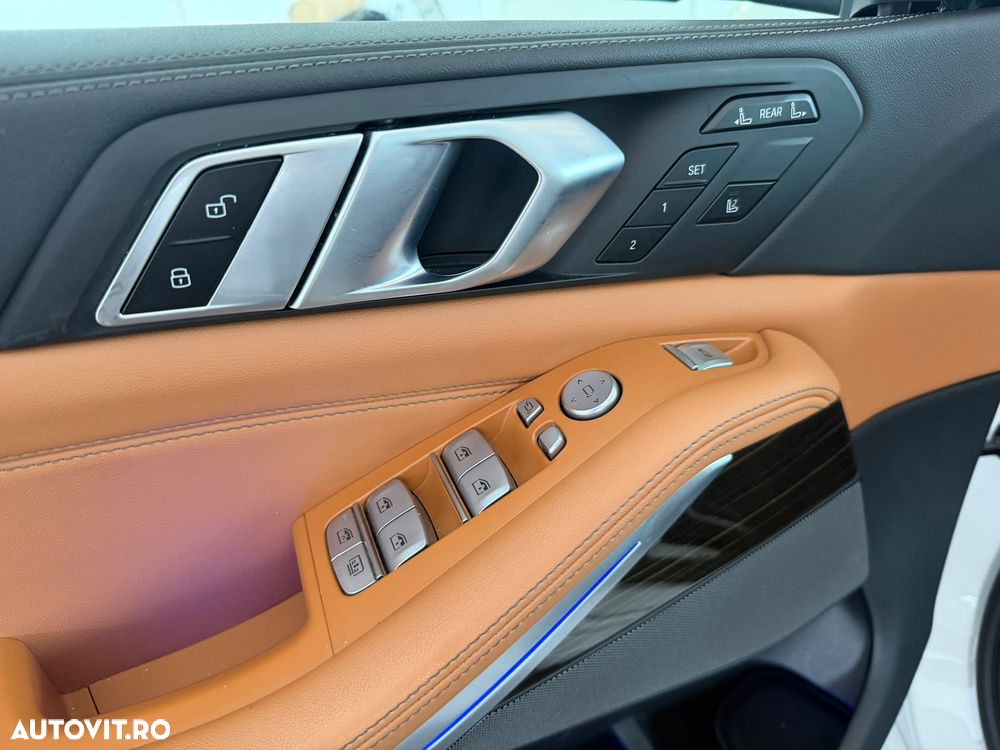 BMW X7 xDrive40i - 17