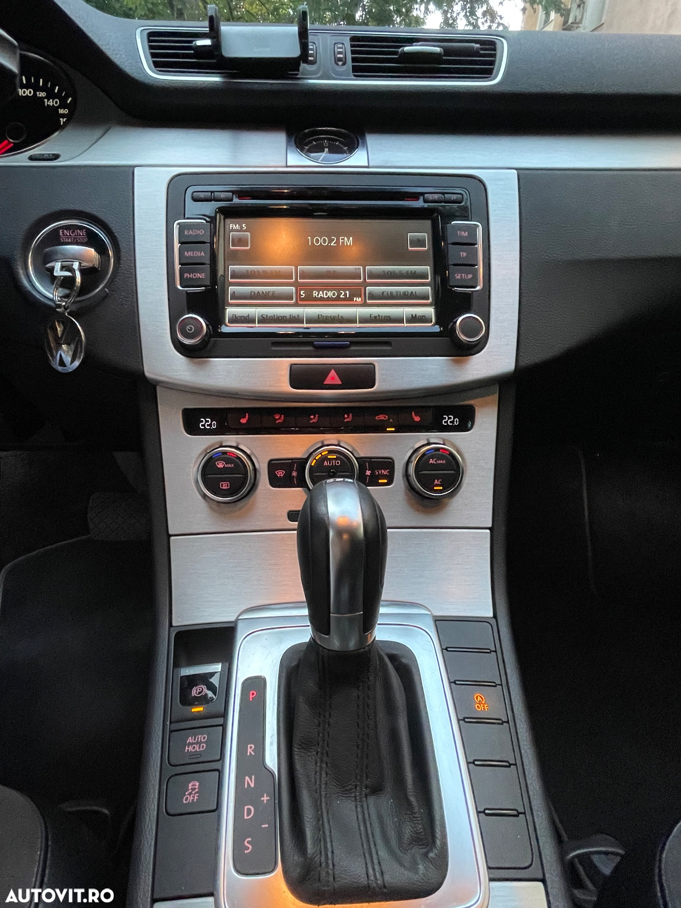 Volkswagen Passat - 28