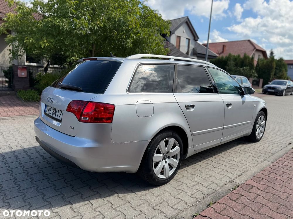 Audi A4 Avant 2.0 TDI - 4
