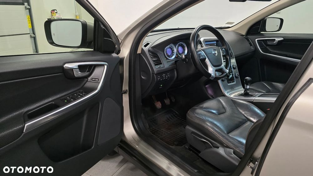Volvo XC 60 D3 Drive-E Summum - 5