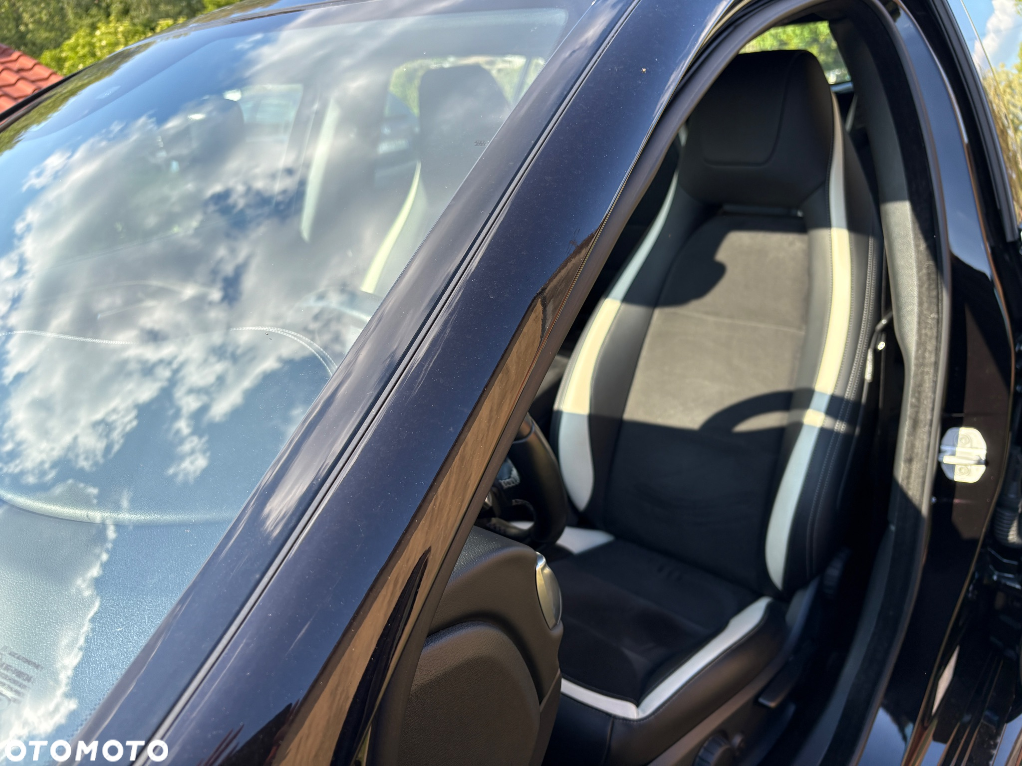 Infiniti Q30 - 6