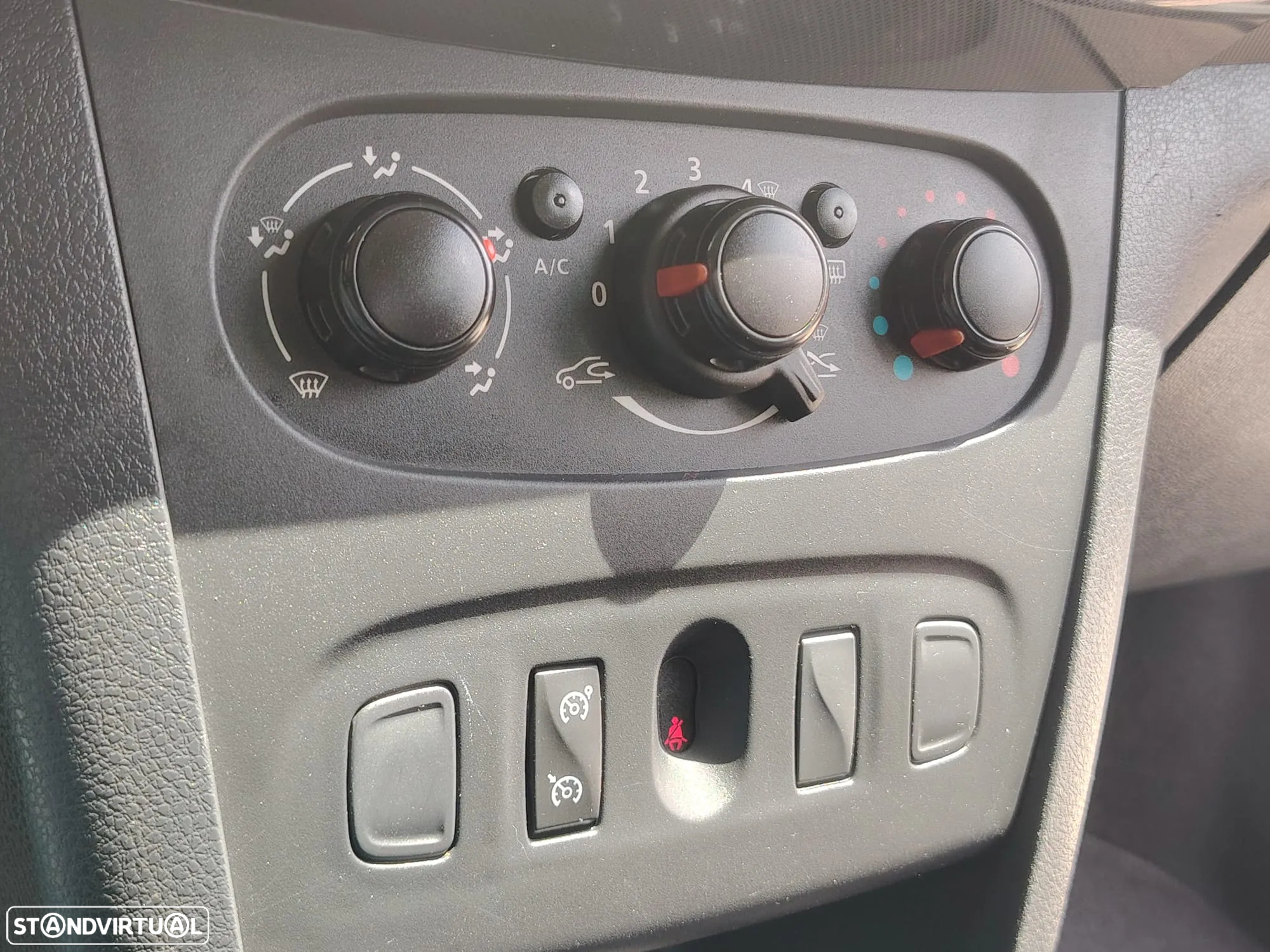 Dacia Sandero 0.9 TCe Stepway - 9
