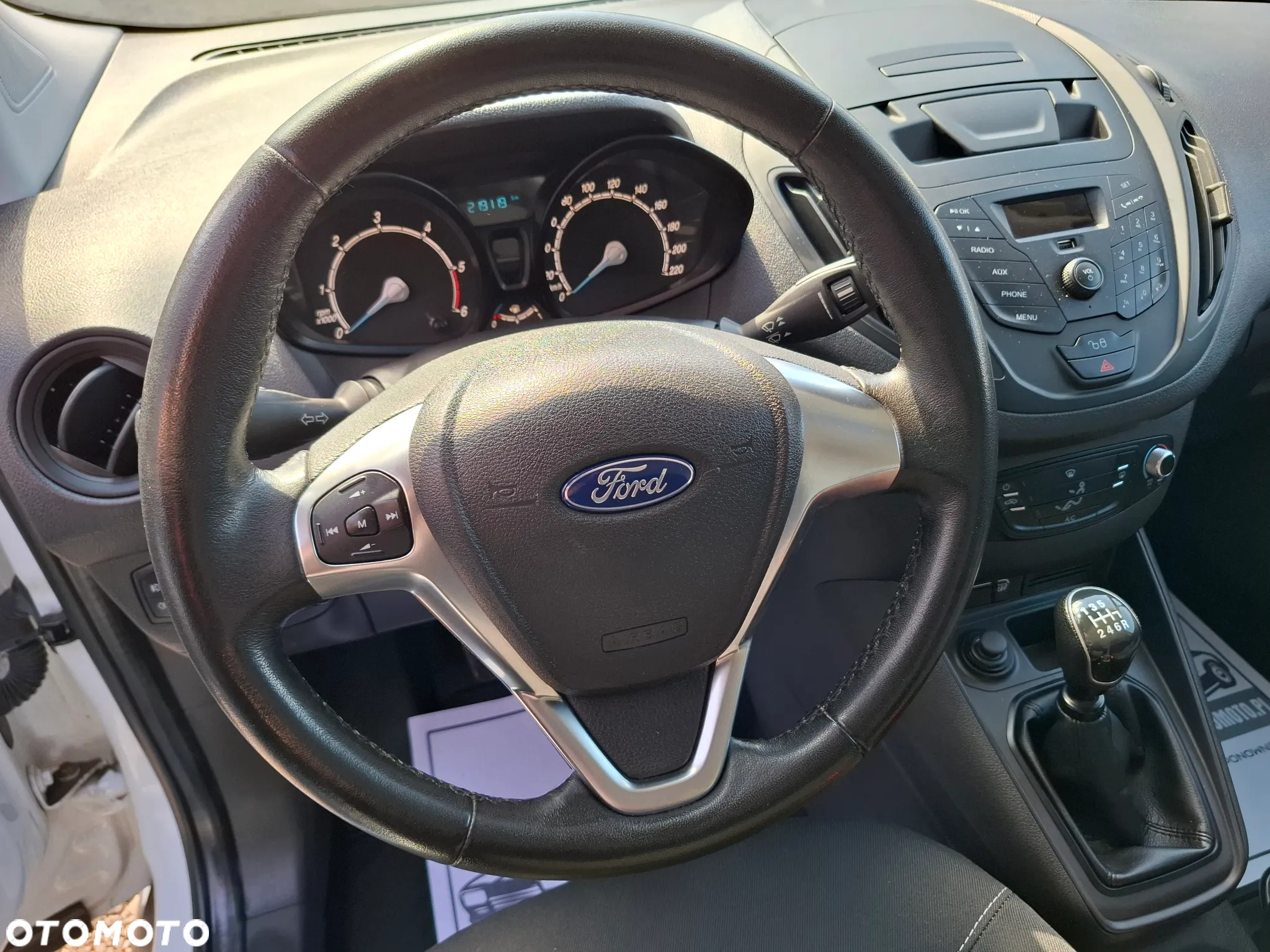 Ford Transit Courier 1.5 TDCi Ambiente - 20