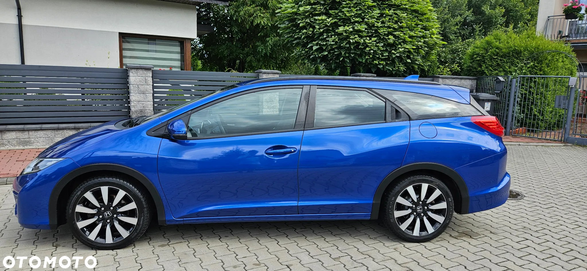 Honda Civic Tourer 1.8 i-VTEC Elegance - 3