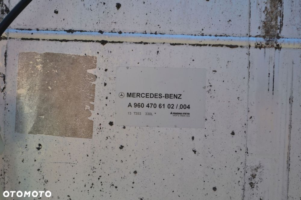 ACTROS MP4 LOWDECK ZBIORNIK PALIWA 330L OBEJMY ZESTAW A9604706102 - 9