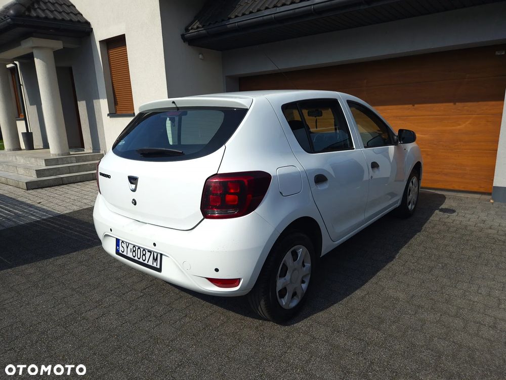 Dacia Sandero SCe 75 Essential - 14