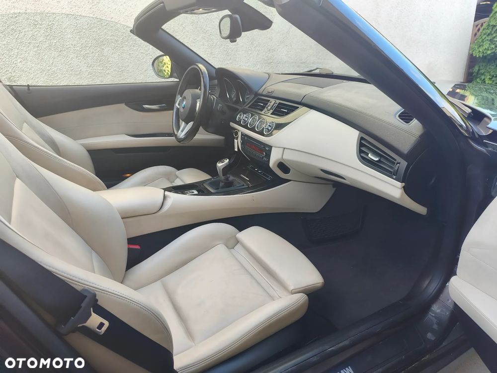 BMW Z4 23i sDrive - 18