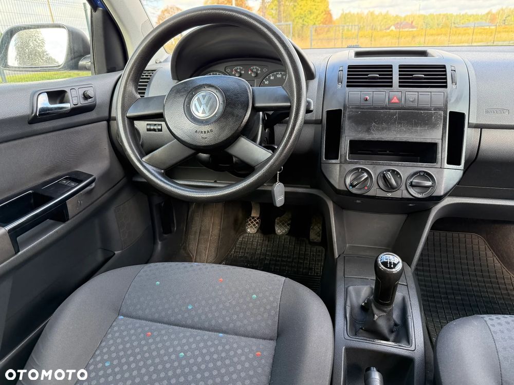 Volkswagen Polo 1.4 16V Basis - 11