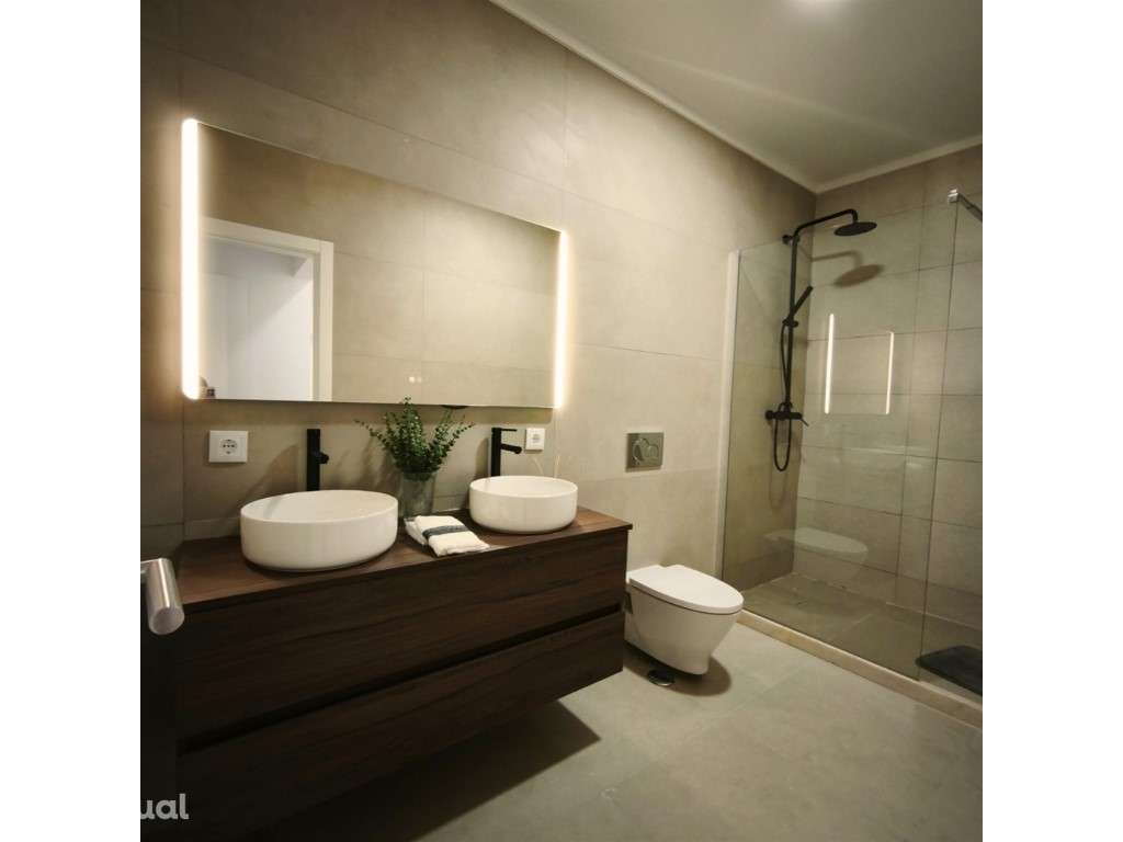 T3 Renovado em Benfica - Conforto, Modernidade e Localização Premium! - Grande imagem: 5/27