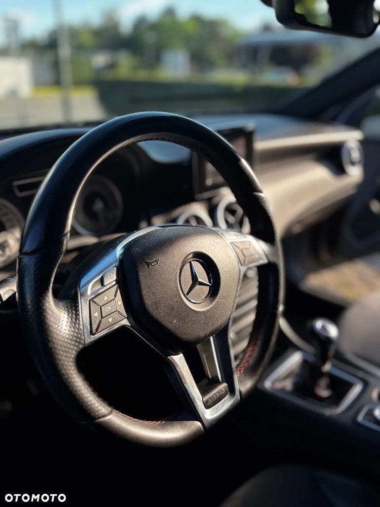 Mercedes-Benz Klasa A 180 CDI AMG Line - 21