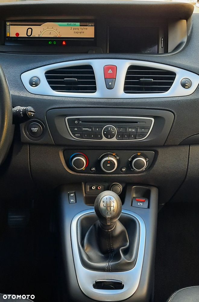 Renault Grand Scenic 1.6 16V 110 Dynamique - 8