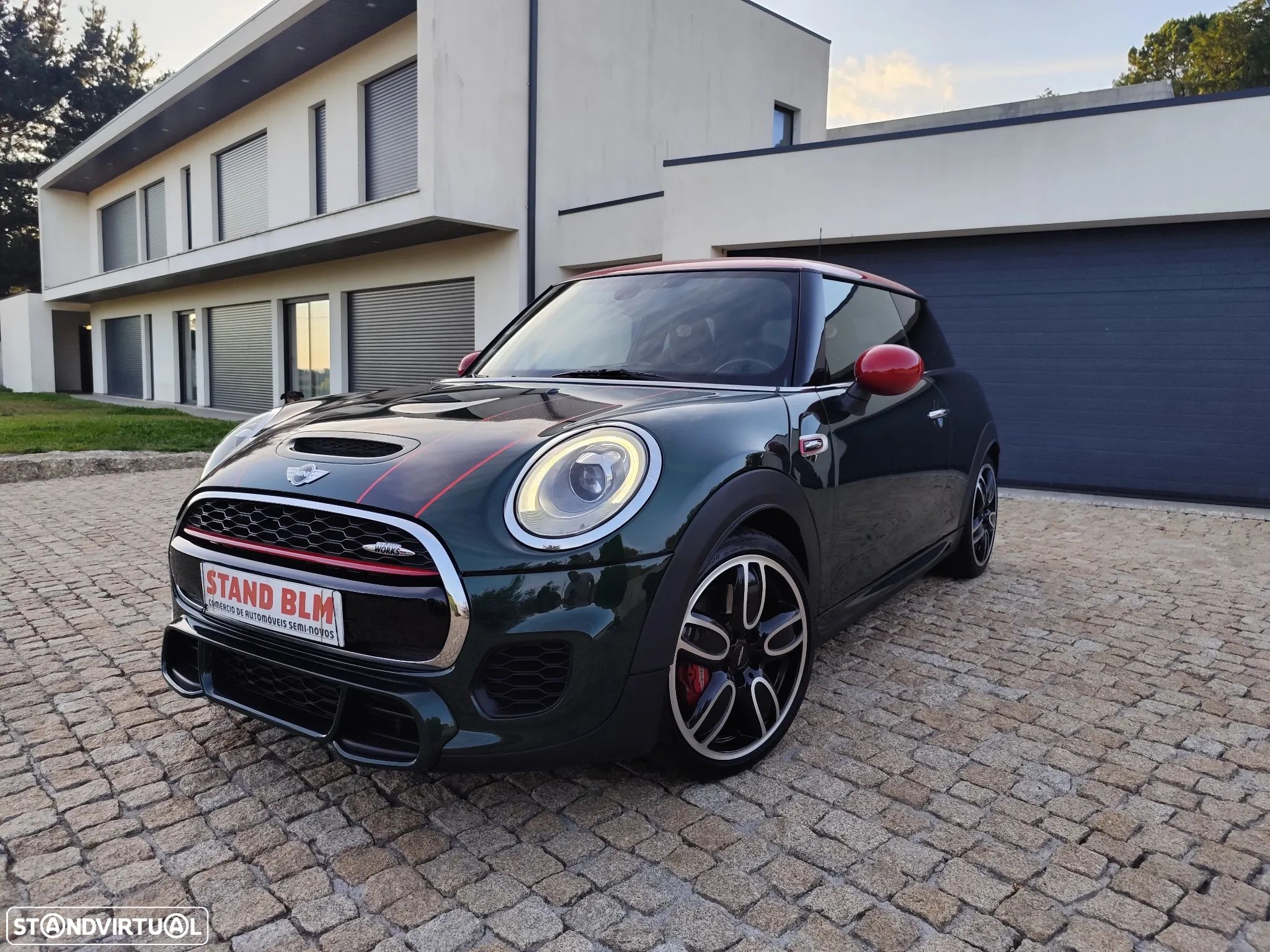 MINI 3 Portas John Cooper Works - 1