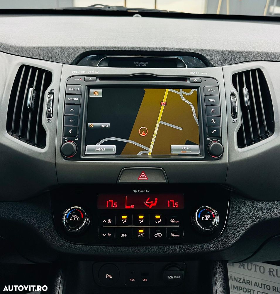 Kia Sportage 1.7 CRDI 2WD Dream-Team Edition - 27